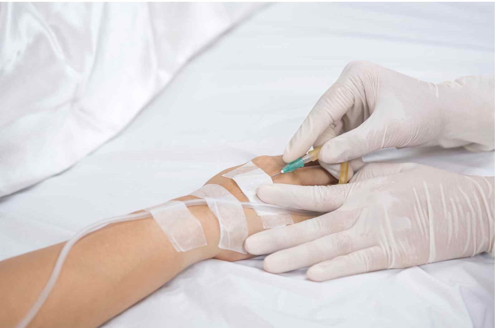 Truyền nước, truyền dịch tại nhà - Chăm sóc y tế Đức Hạnh